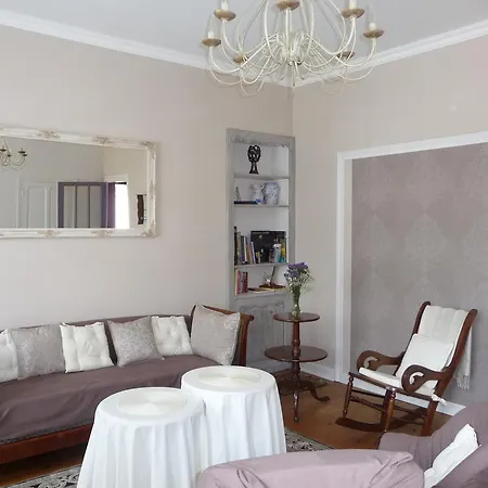 住宿加早餐酒店 La Maison Pourpre 塔布