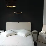 Bed & Breakfast La Maison Pourpre