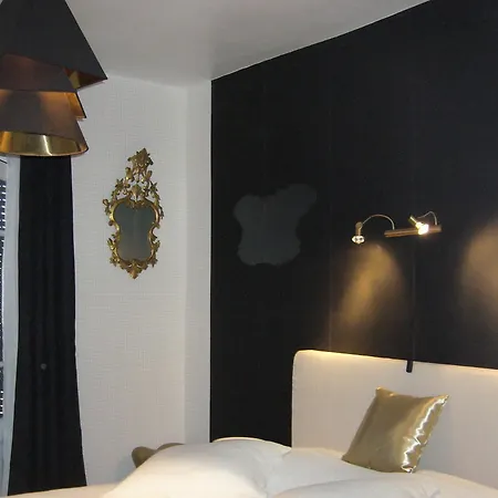 فندق مبيت وإفطار La Maison Pourpre *